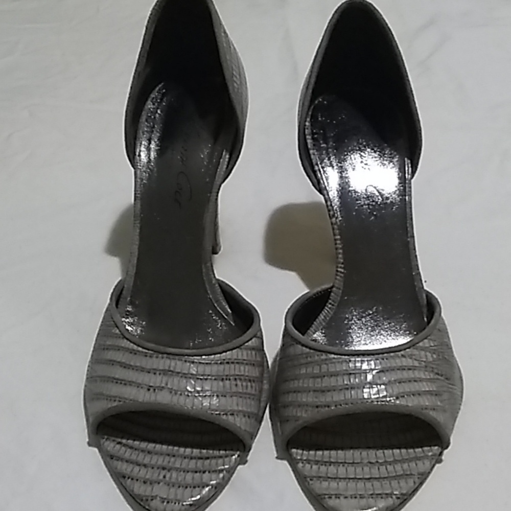 Kenneth Cole dress shoes great condition